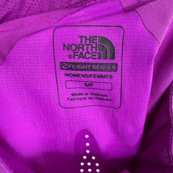 The NorthFace Flight Series Vent Running Jacket - Picture 5 of 5